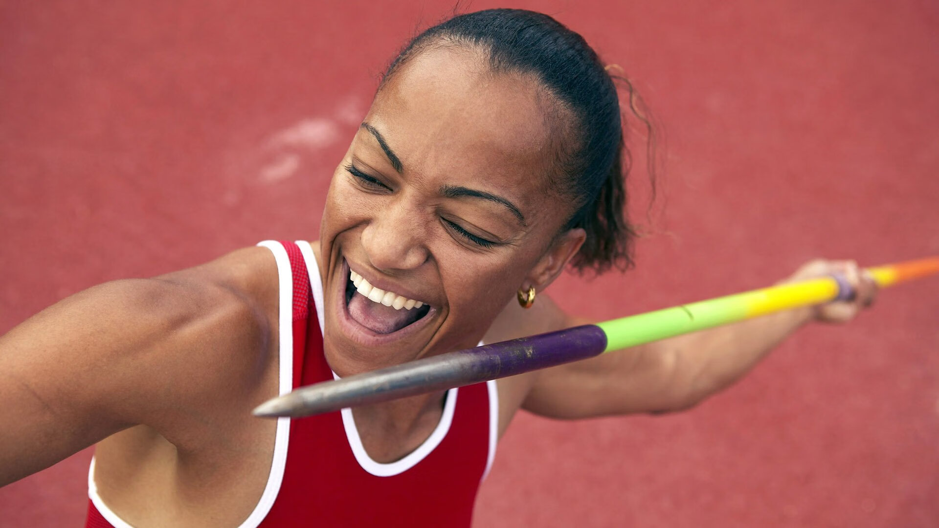 是否应强化球员语言多样性表达权利