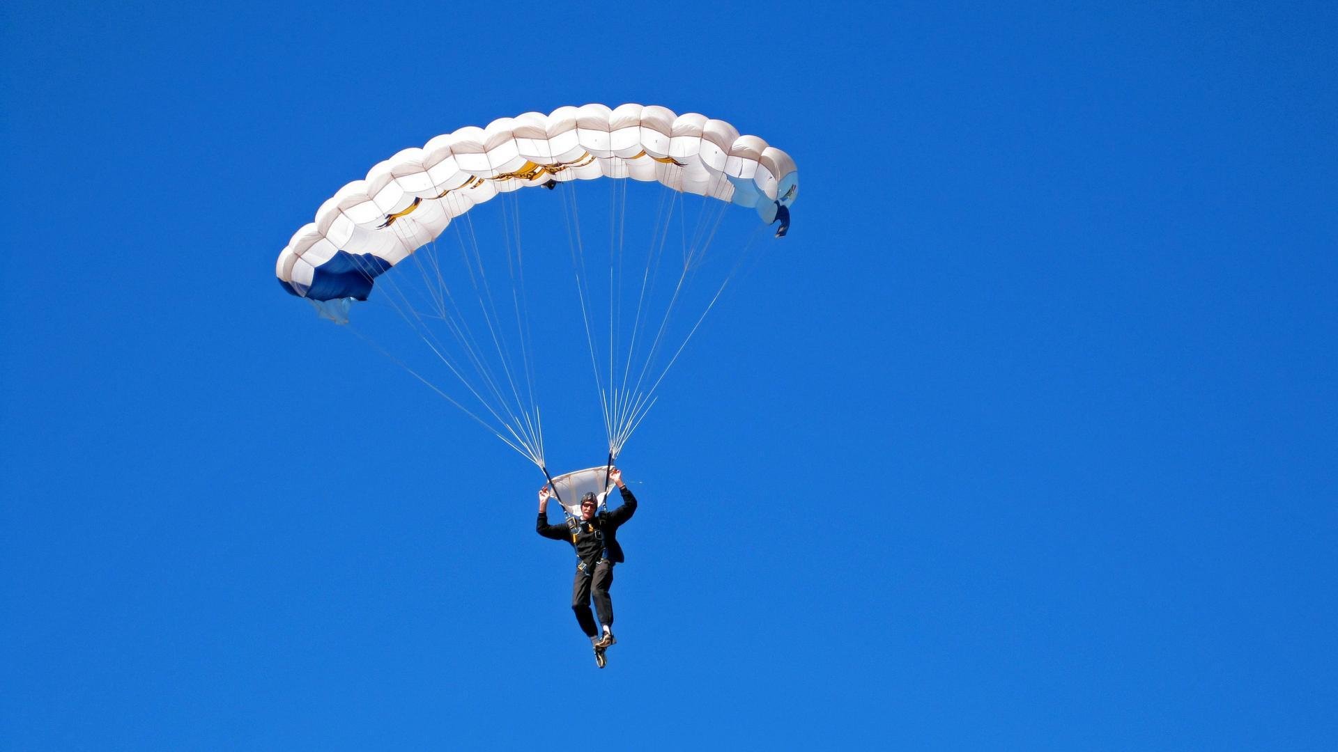 焦点战役！荷兰女队与波兰女队交锋，胜负难料，荷兰对波兰女排