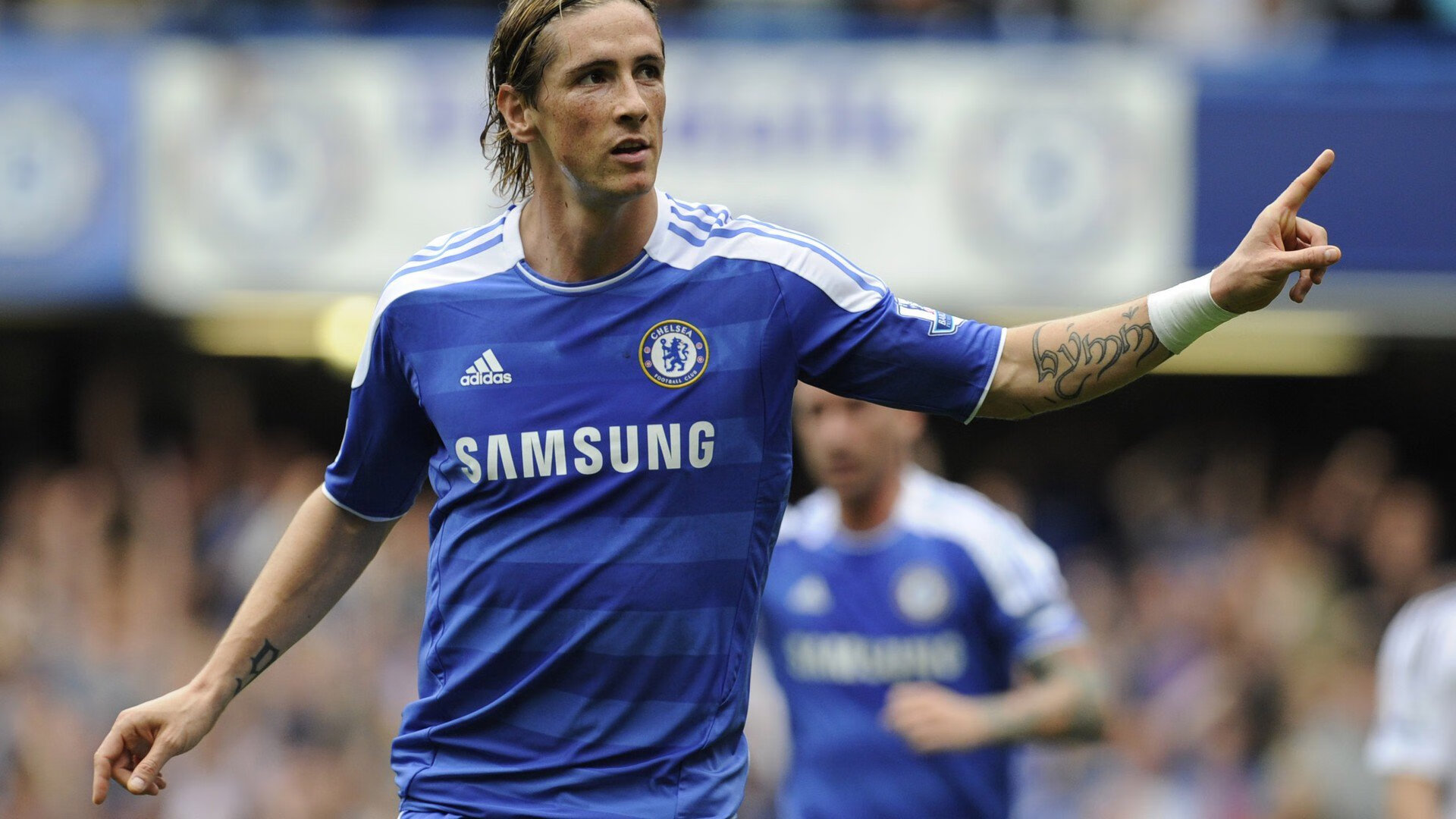 德甲激烈争夺：一幕幕令人目不转睛的瞬间，德甲比赛集锦