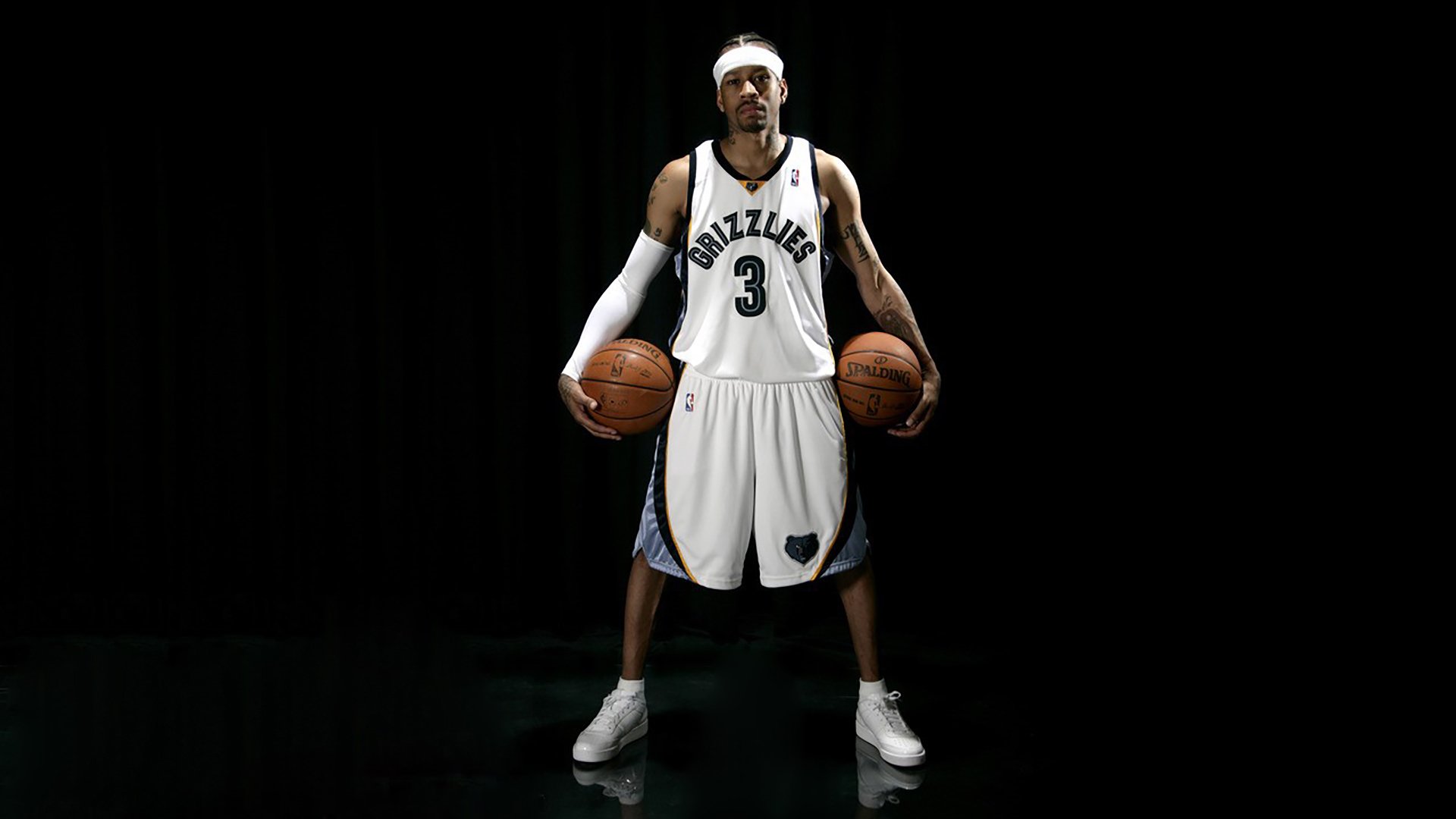 皮特·卡普尔迅猛的反应速度，成为袋鼠队进攻的加速器，皮特卡瑞尔